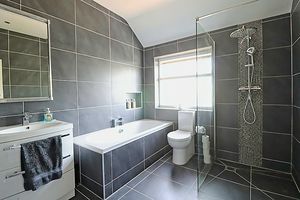 Family Bathroom- click for photo gallery
